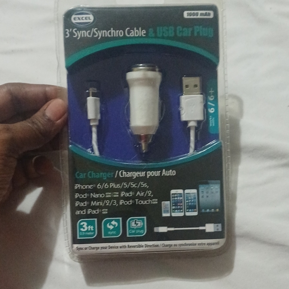 White Car Charger with USB Cable